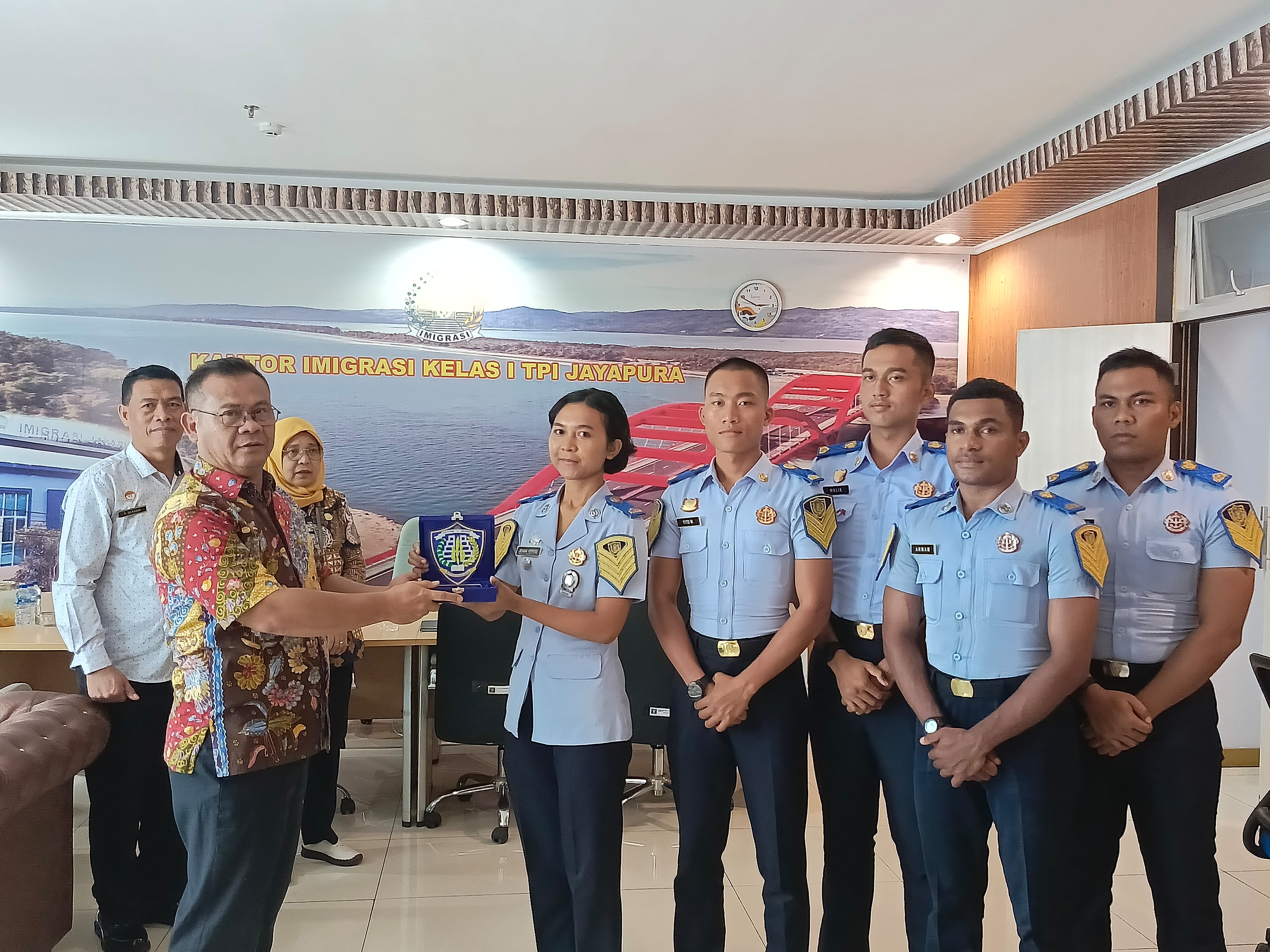 Pelepasan Taruna Taruni Latjapura